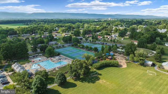 $949,900 | 422 North Main Street, Woodstock, VA 22664