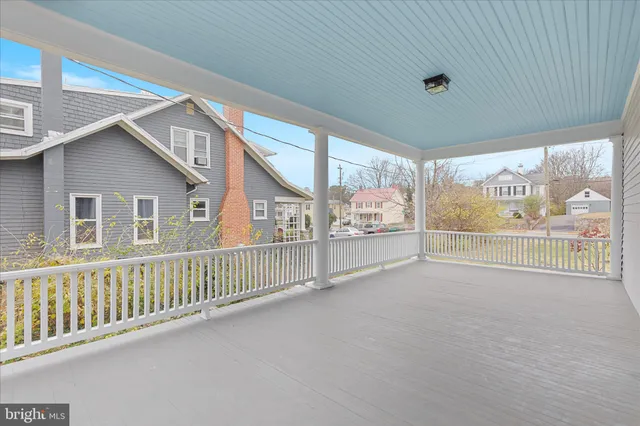 $949,900 | 422 North Main Street, Woodstock, VA 22664