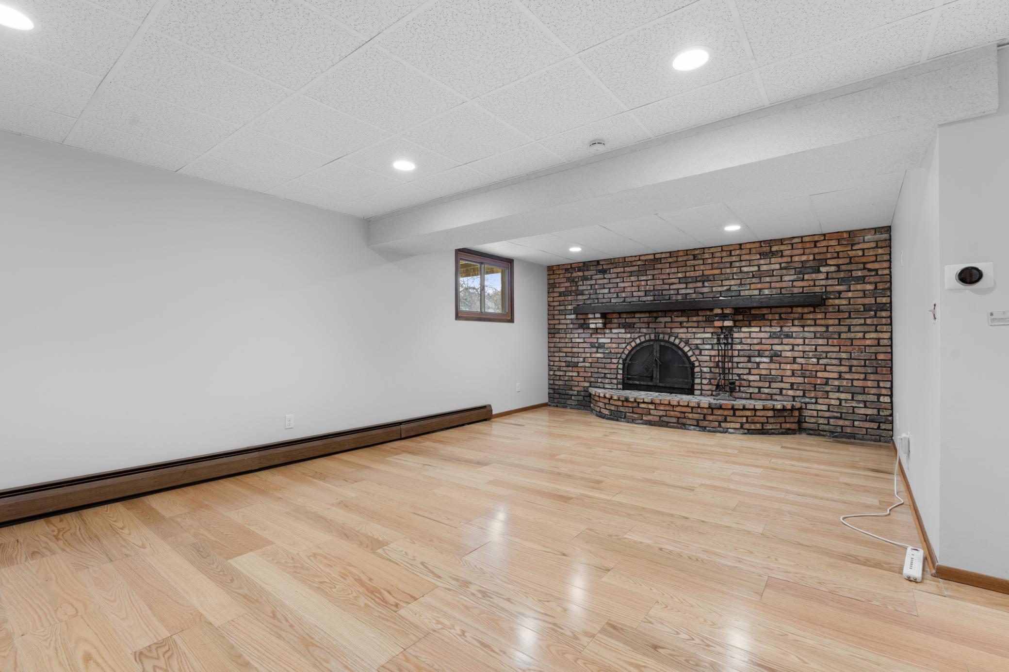 910 Byron Avenue North Byron, MN 55920 - Photo 16 of 26