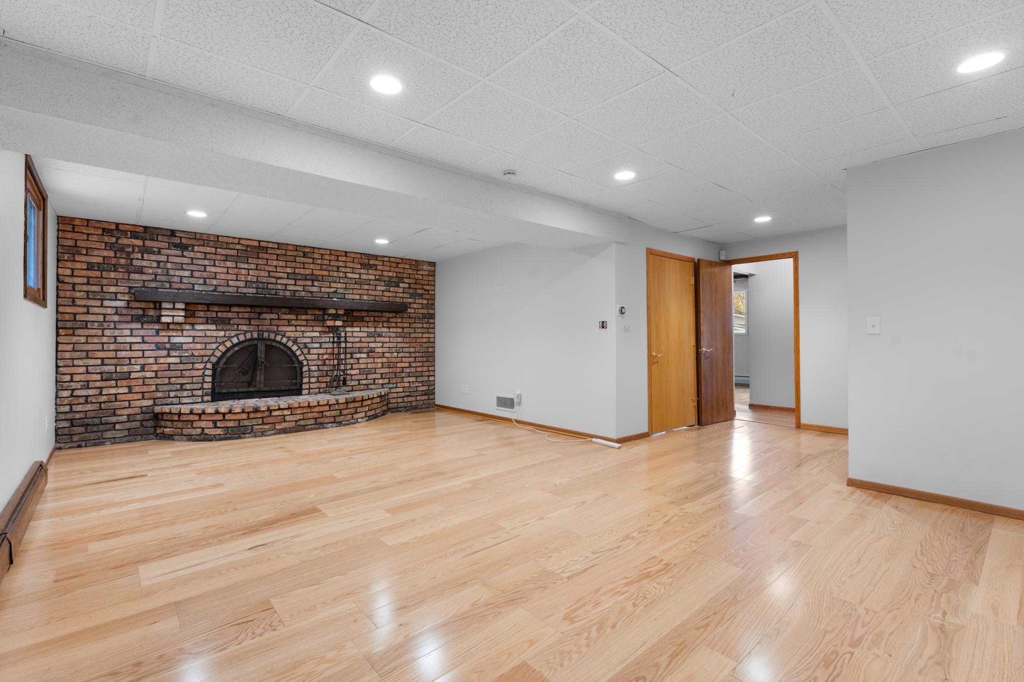 910 Byron Avenue North Byron, MN 55920 - Photo 17 of 26