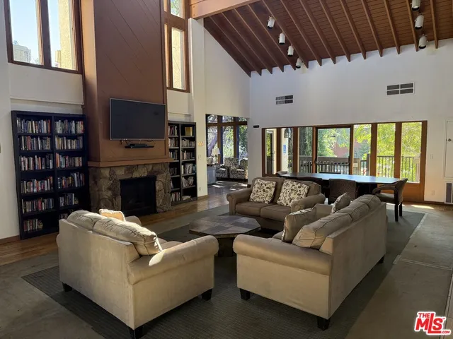 $505,000 | 11108 Summertime Lane, Culver City, CA 90230