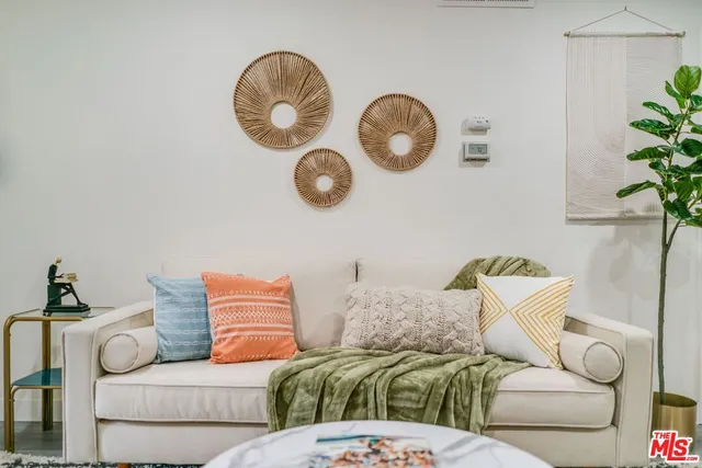 $505,000 | 11108 Summertime Lane, Culver City, CA 90230