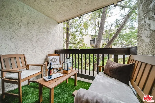 $505,000 | 11108 Summertime Lane, Culver City, CA 90230