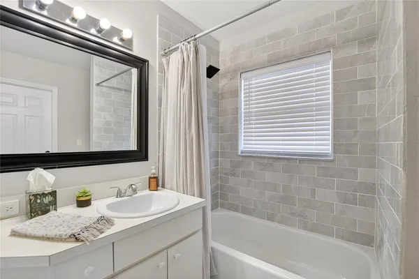 $429,900 | 702 Tuscanny Street, Brandon, FL 33511