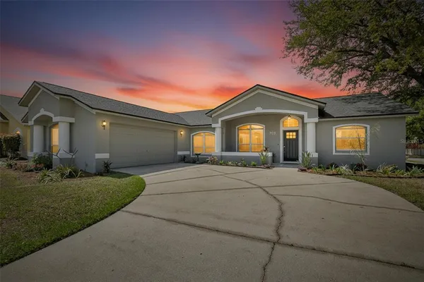 $429,900 | 702 Tuscanny Street, Brandon, FL 33511