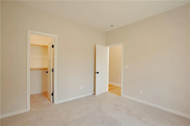 $285,000 | 606 East 3rd Street, Cameron, MO 64429