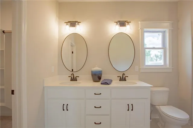 $285,000 | 606 East 3rd Street, Cameron, MO 64429