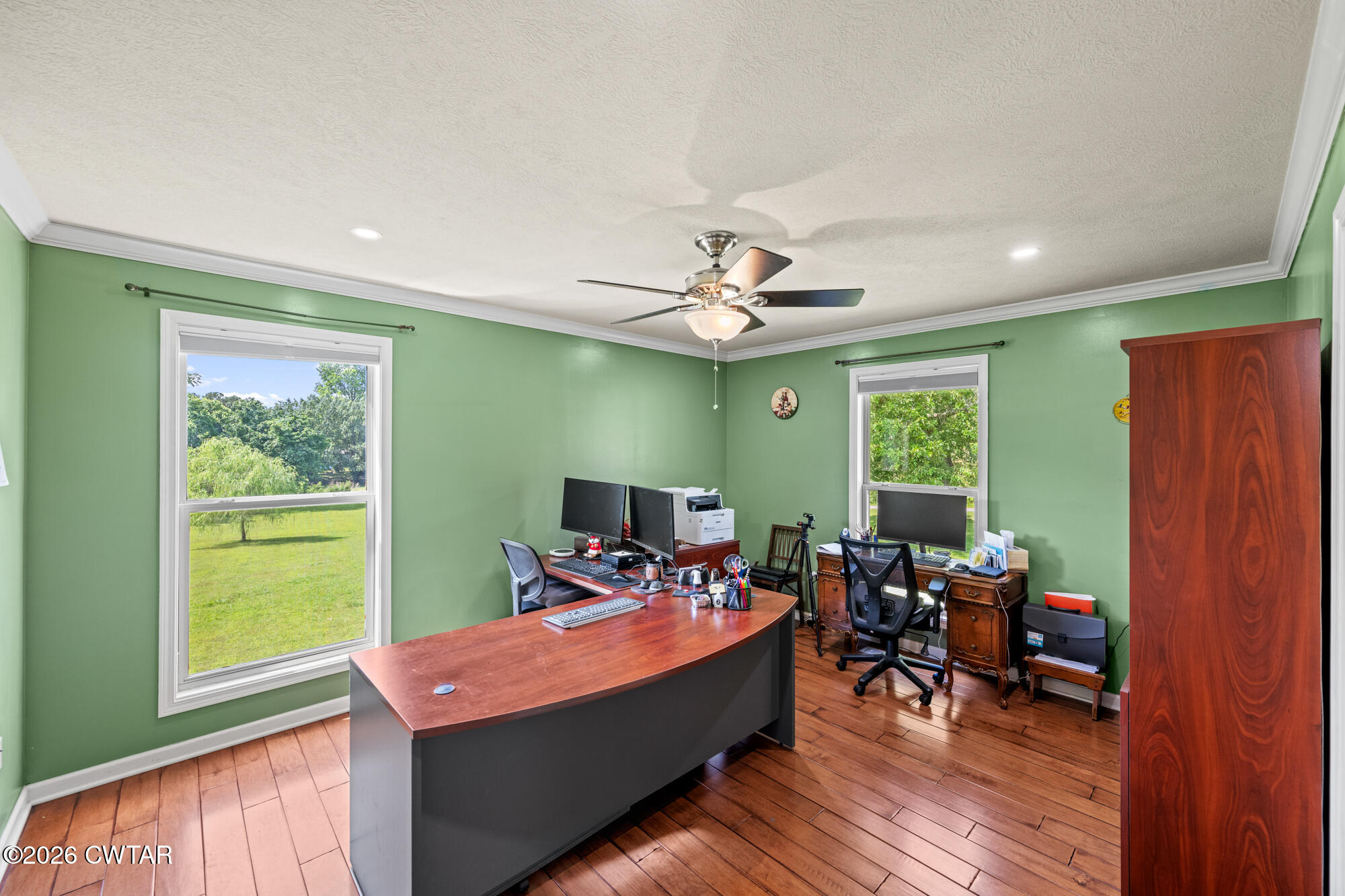 492 Joe Horton Road Lexington, TN 38351 - Photo 22 of 49 a room with furniture and a window