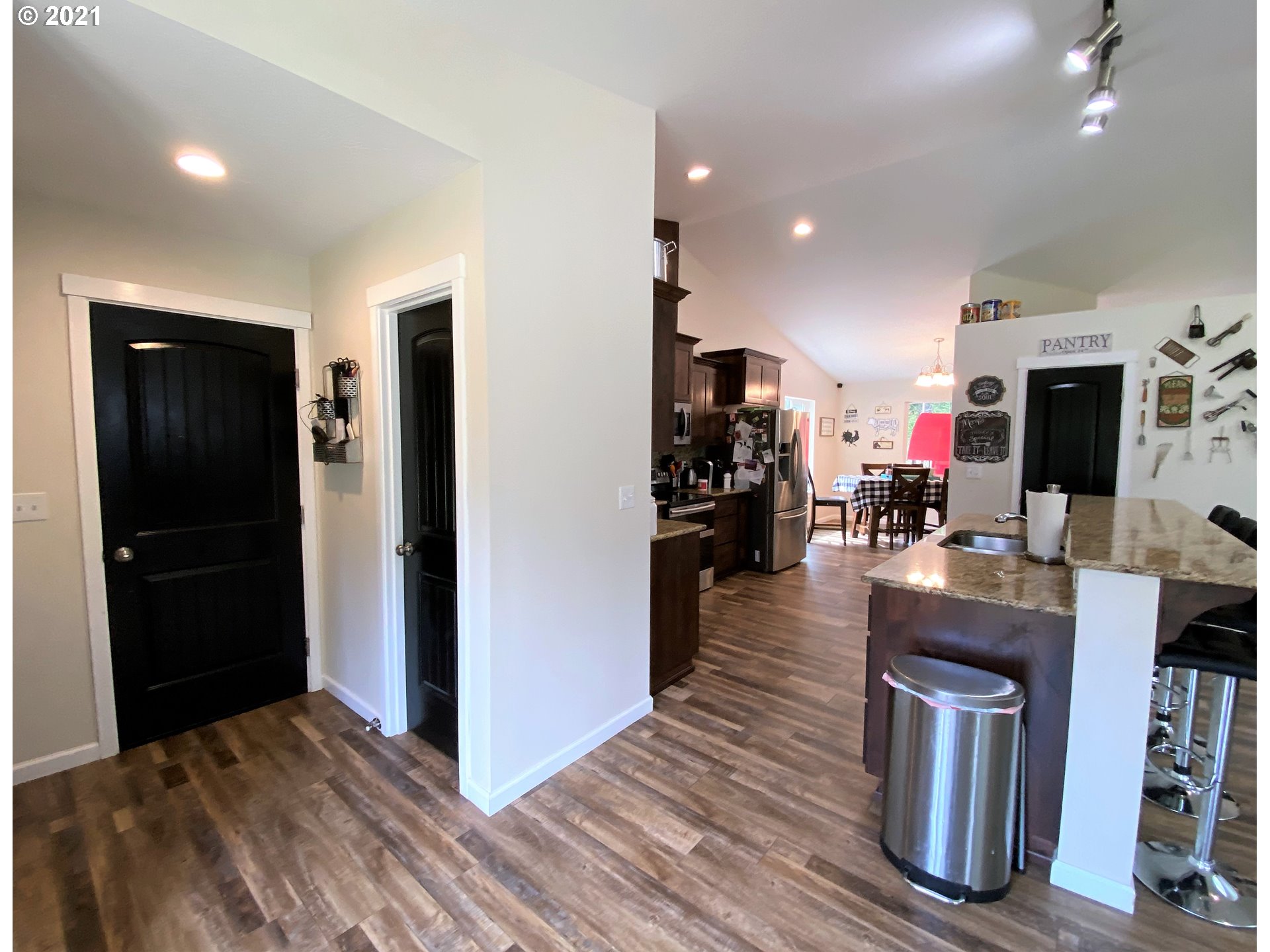 69311 Caleb Road North Bend, OR 97459 - Photo 17 of 28 Gallery Image 17