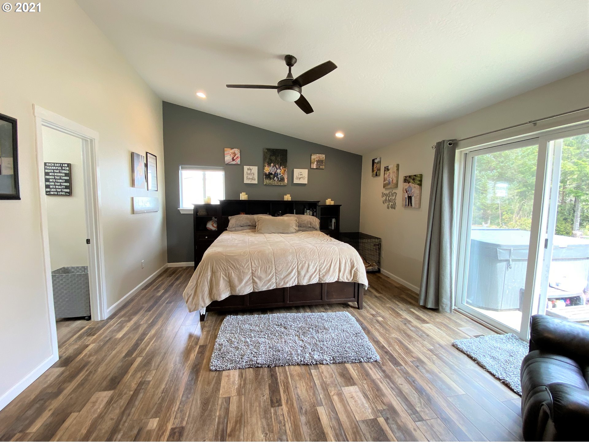 69311 Caleb Road North Bend, OR 97459 - Photo 18 of 28 Gallery Image 18