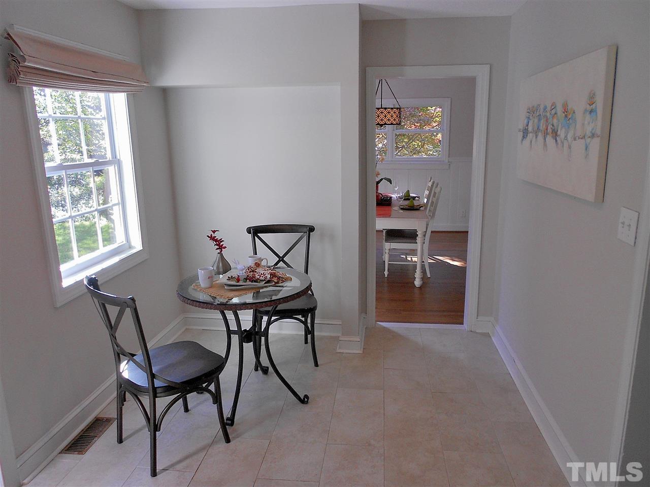 3307 Hall Place Raleigh, NC 27607 - Photo 6 of 24 a view of a livingroom with furniture and window