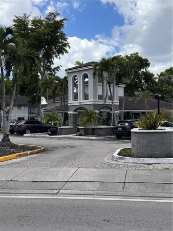 $249,999 | 7115 Northwest 179th Street, Unit 207, Hialeah, FL 33015