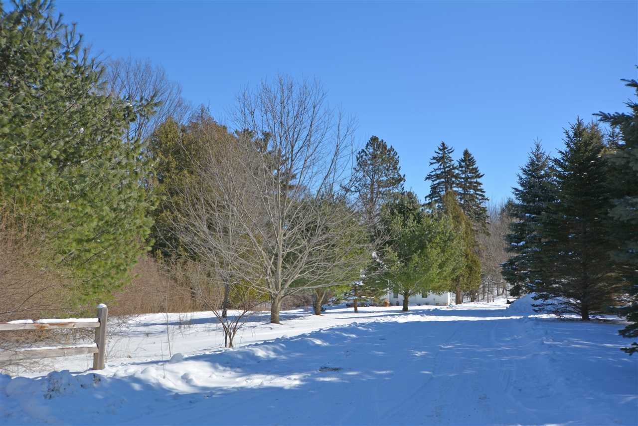 1523 Higgins Road Benzonia, MI 49616 - Photo 35 of 36 1884268-34.JPG