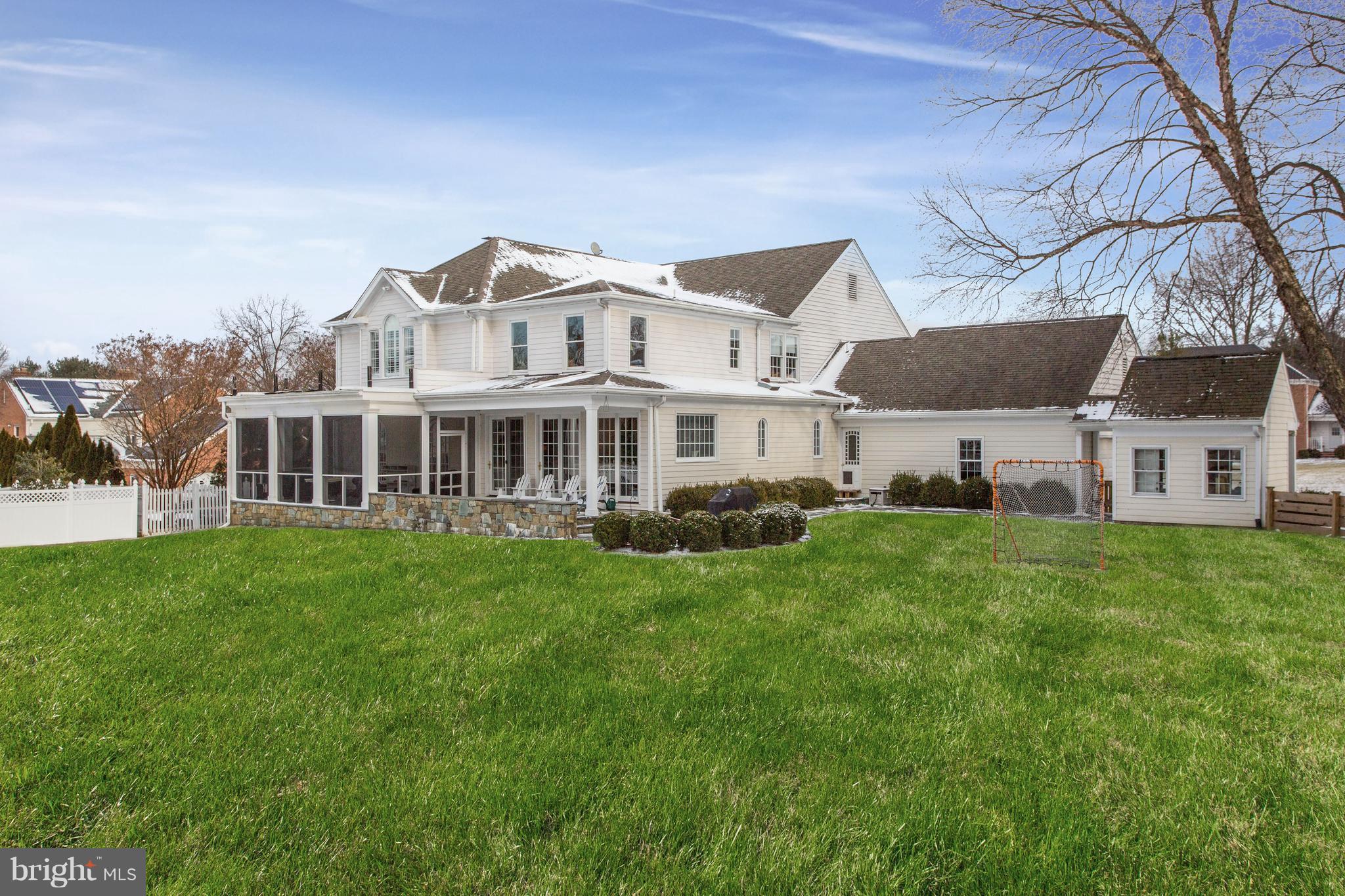 9806 Kendale Road Potomac, MD 20854 - Photo 30 of 30 Exterior view
