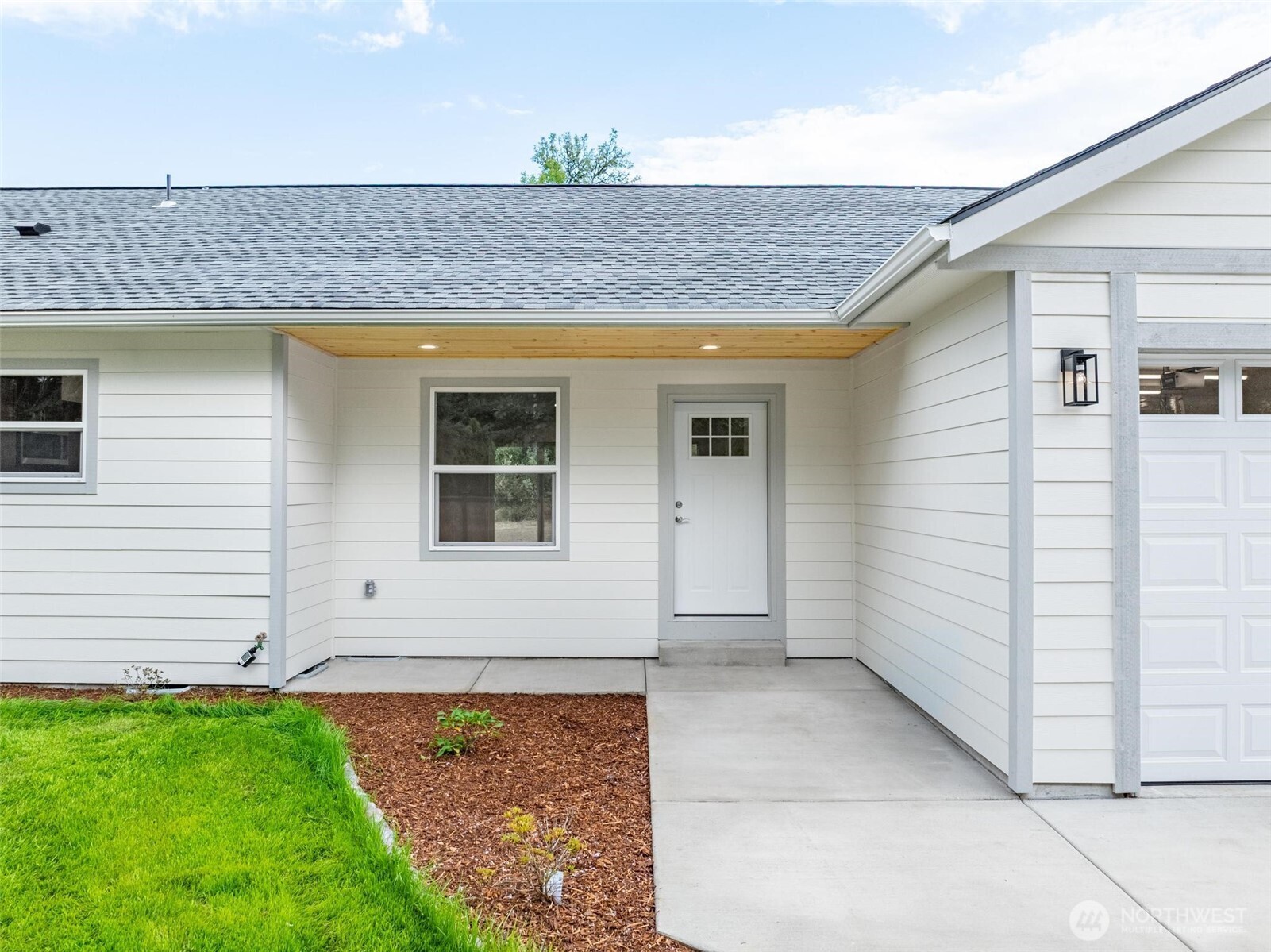 905 Byham Road Winlock, WA 98596 - Photo 2 of 40