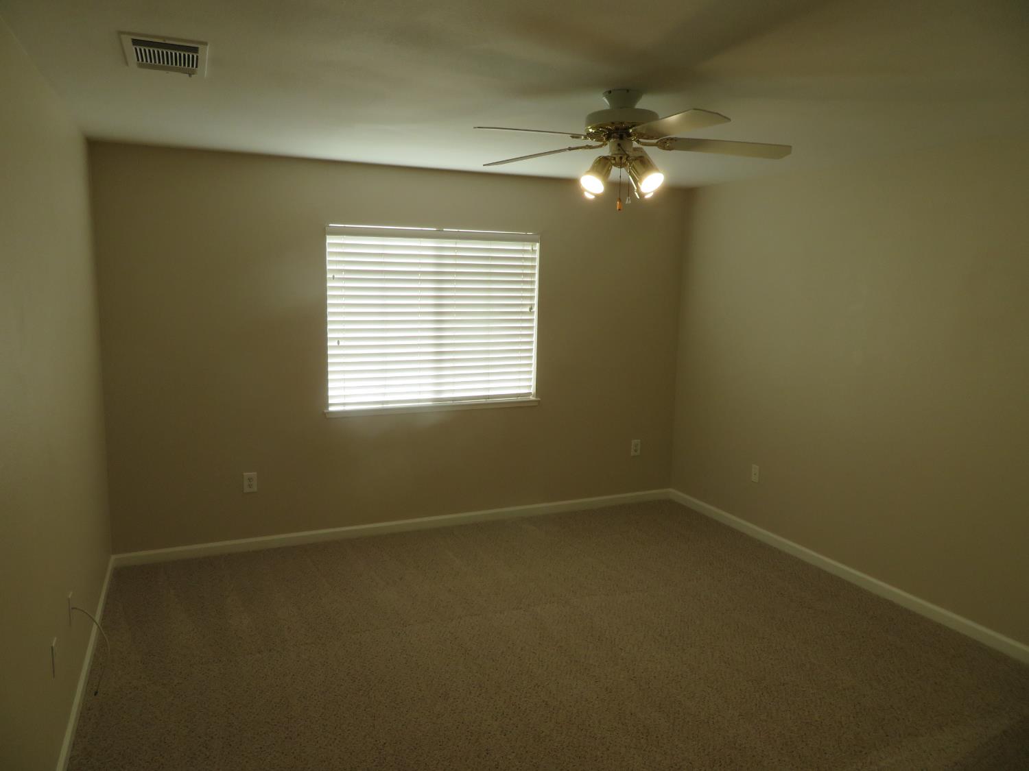 4 Rasha Court Sacramento, CA 95831 - Photo 18 of 33