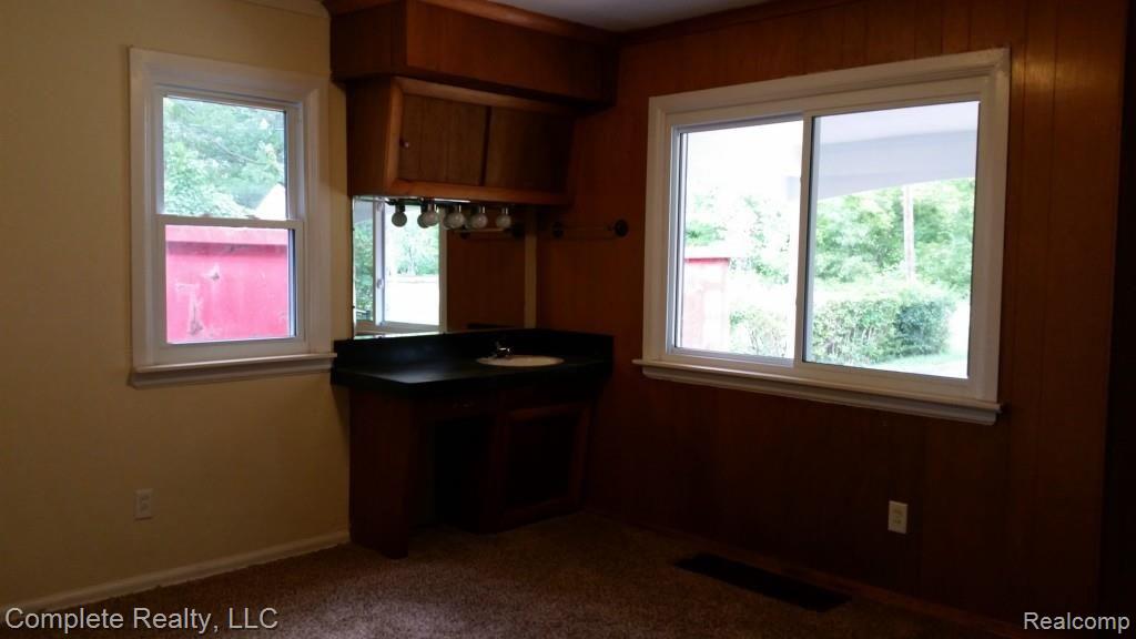 3139 North Belsay Road Flint, MI 48506 - Photo 11 of 27 #2 of 3 bedrooms 12x14 New Carpet