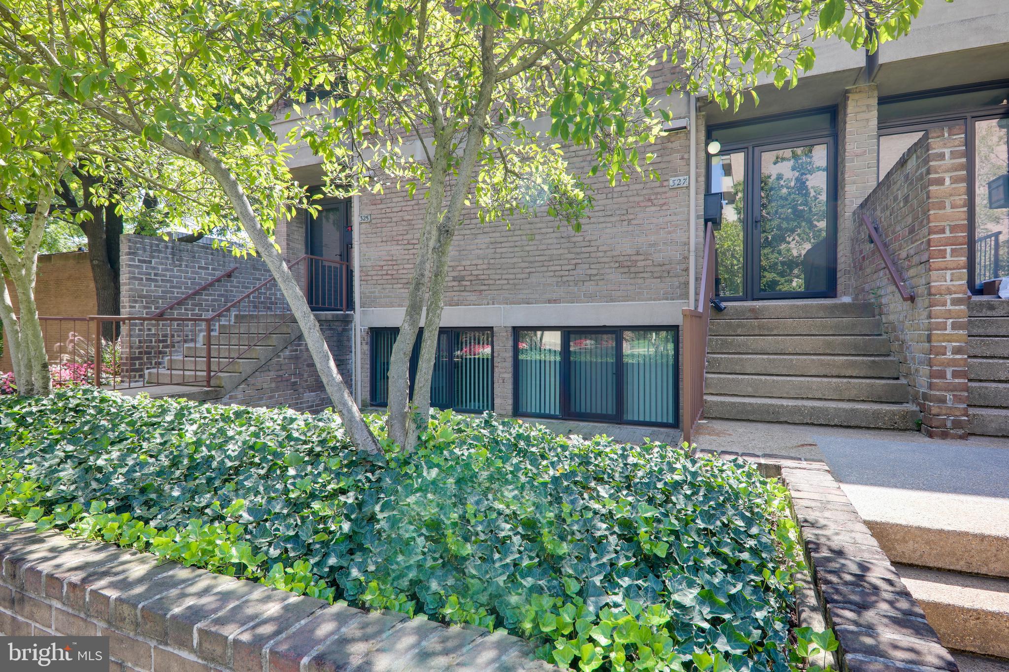 327 N Street Southwest, Unit 327 Washington, DC 20024 - Photo 1 of 70 Gallery Image 1