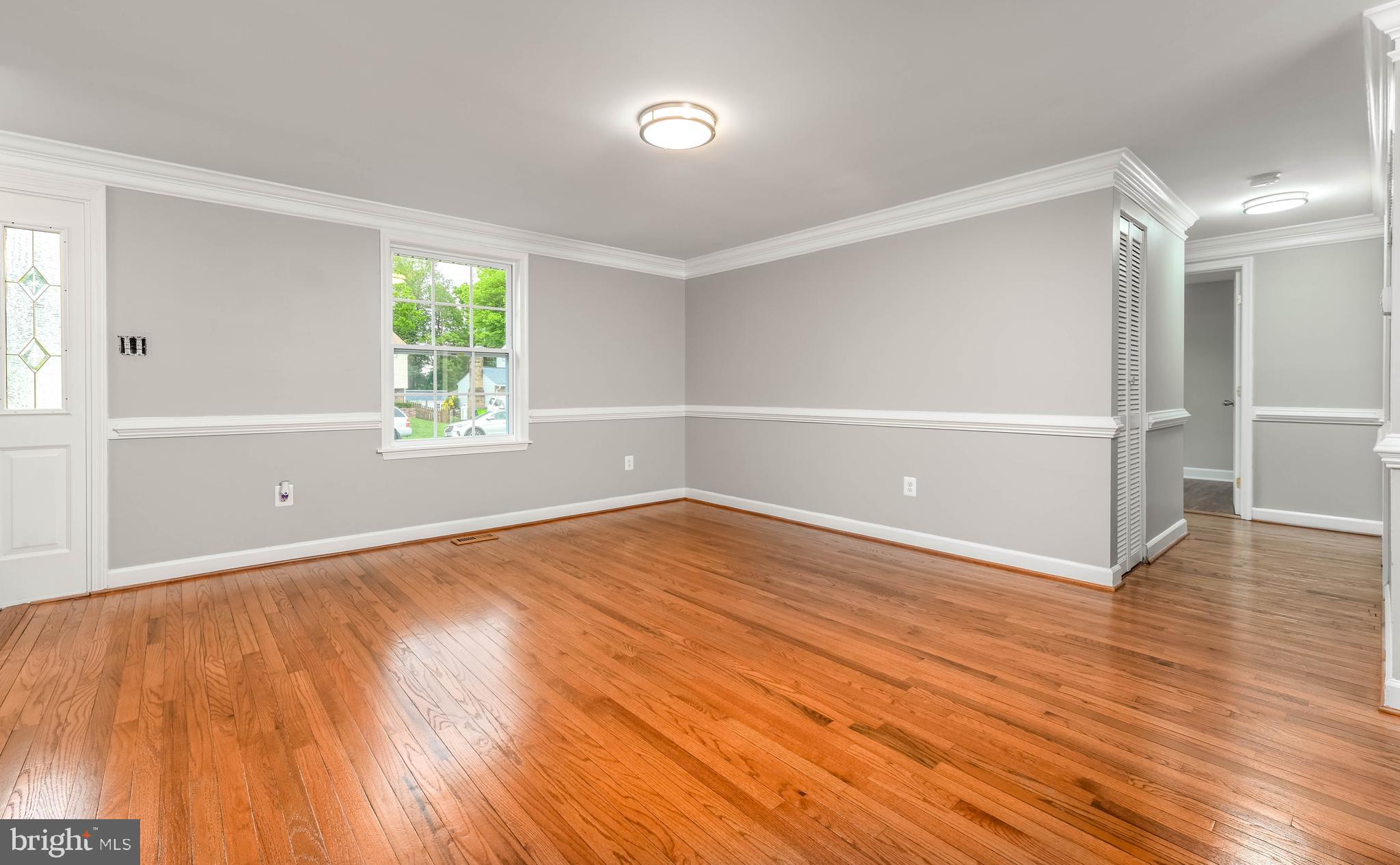 1308 East Beech Road Sterling, VA 20164 - Photo 6 of 33 Gallery Image 6