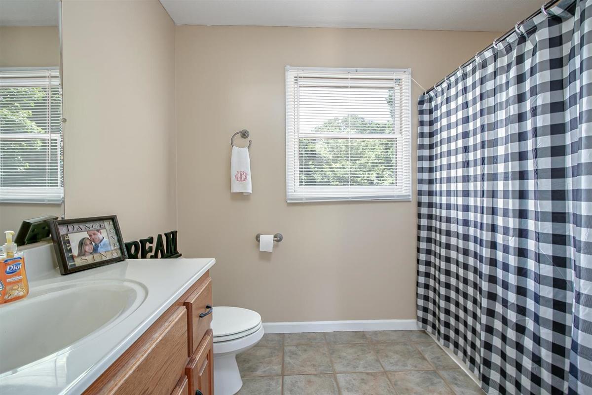 204 Ranger Drive Elizabethton, TN 37643 - Photo 25 of 31 27-Ranger-27
