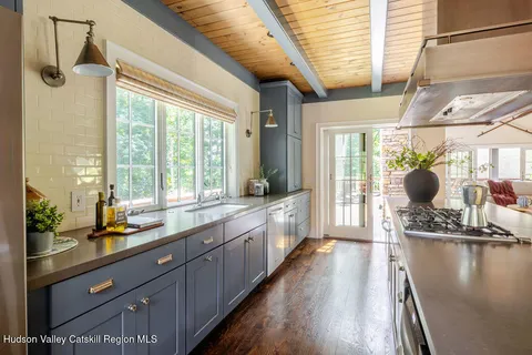 $2,500,000 | 42 Golf Course Road, Craryville, NY 12521