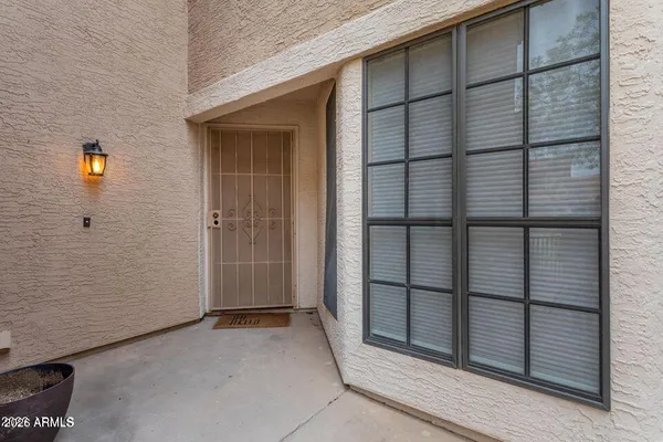 $2,400 | 13642 South 42nd Place, Phoenix, AZ 85044