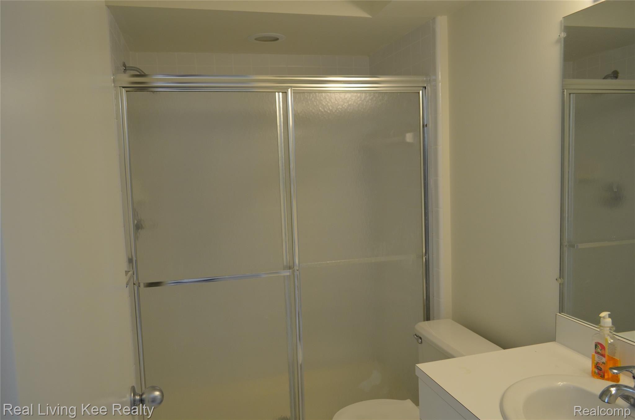 688 Charing Court Rochester, MI 48307 - Photo 13 of 20 DSC_0533.JPG