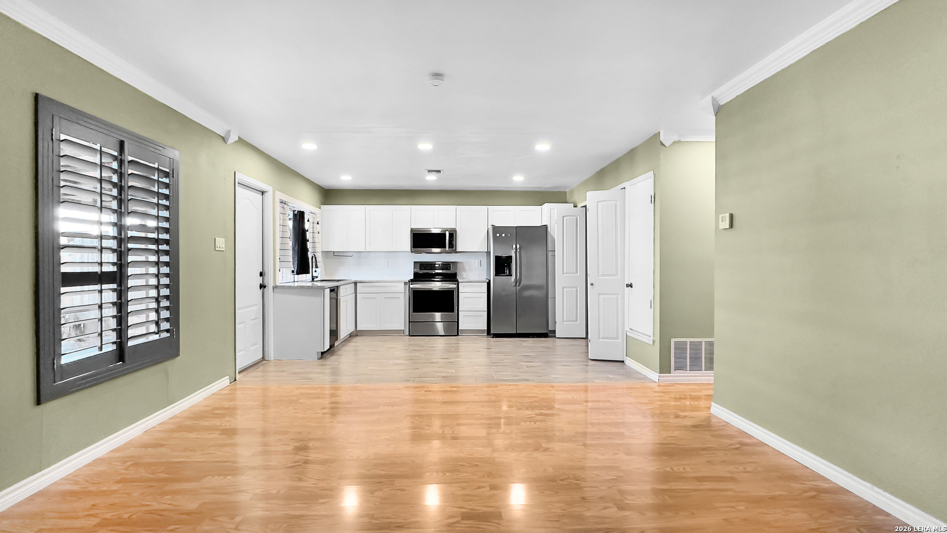 6519 Spring Manor Street San Antonio, TX 78249 - Photo 5 of 25