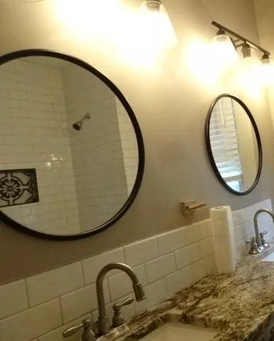 $220,000 | 207 East Street, Parkville, MO 64152