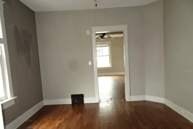 $220,000 | 207 East Street, Parkville, MO 64152