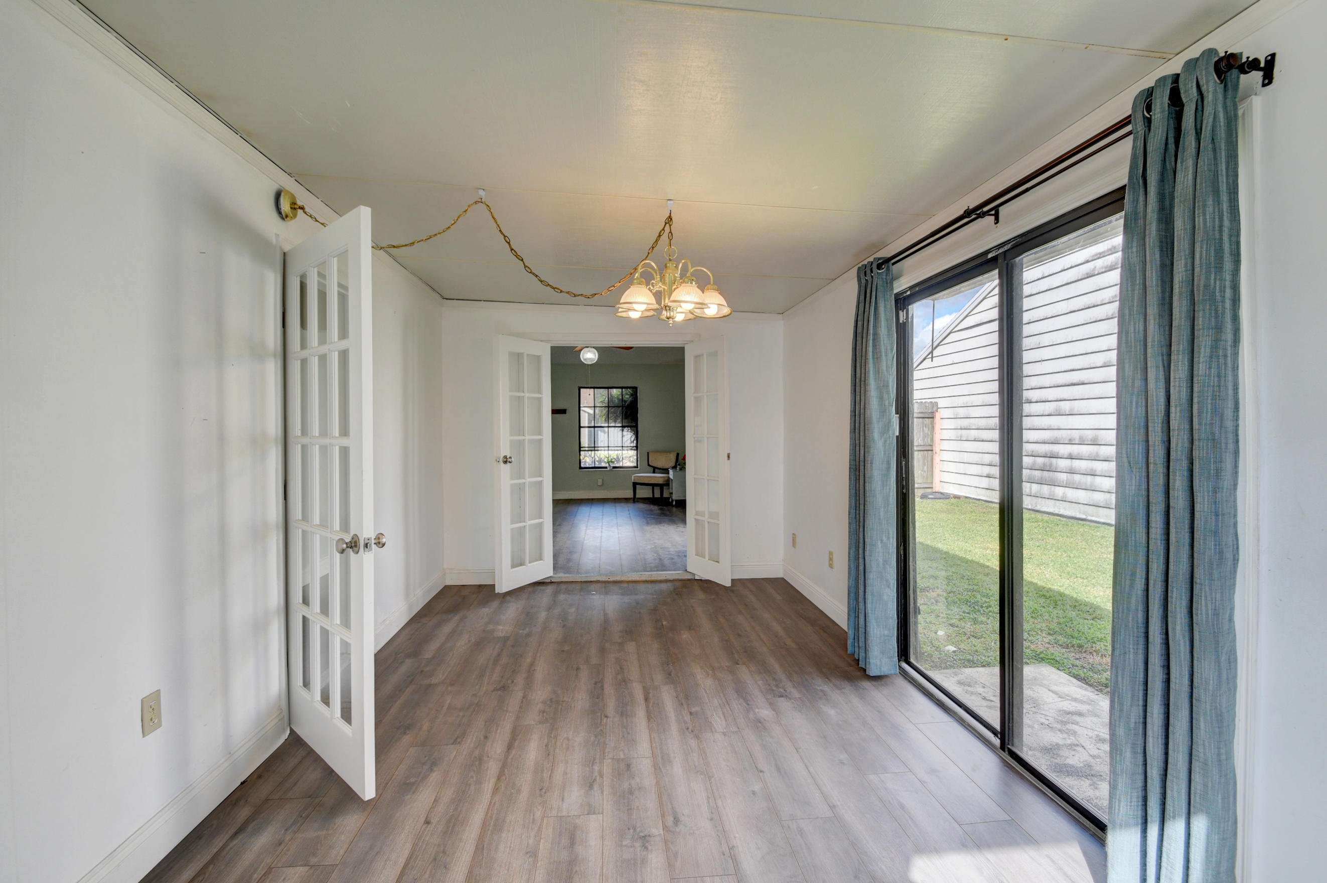 11134 Goss Lane Boca Raton, FL 33428 - Photo 20 of 32 Glass Door