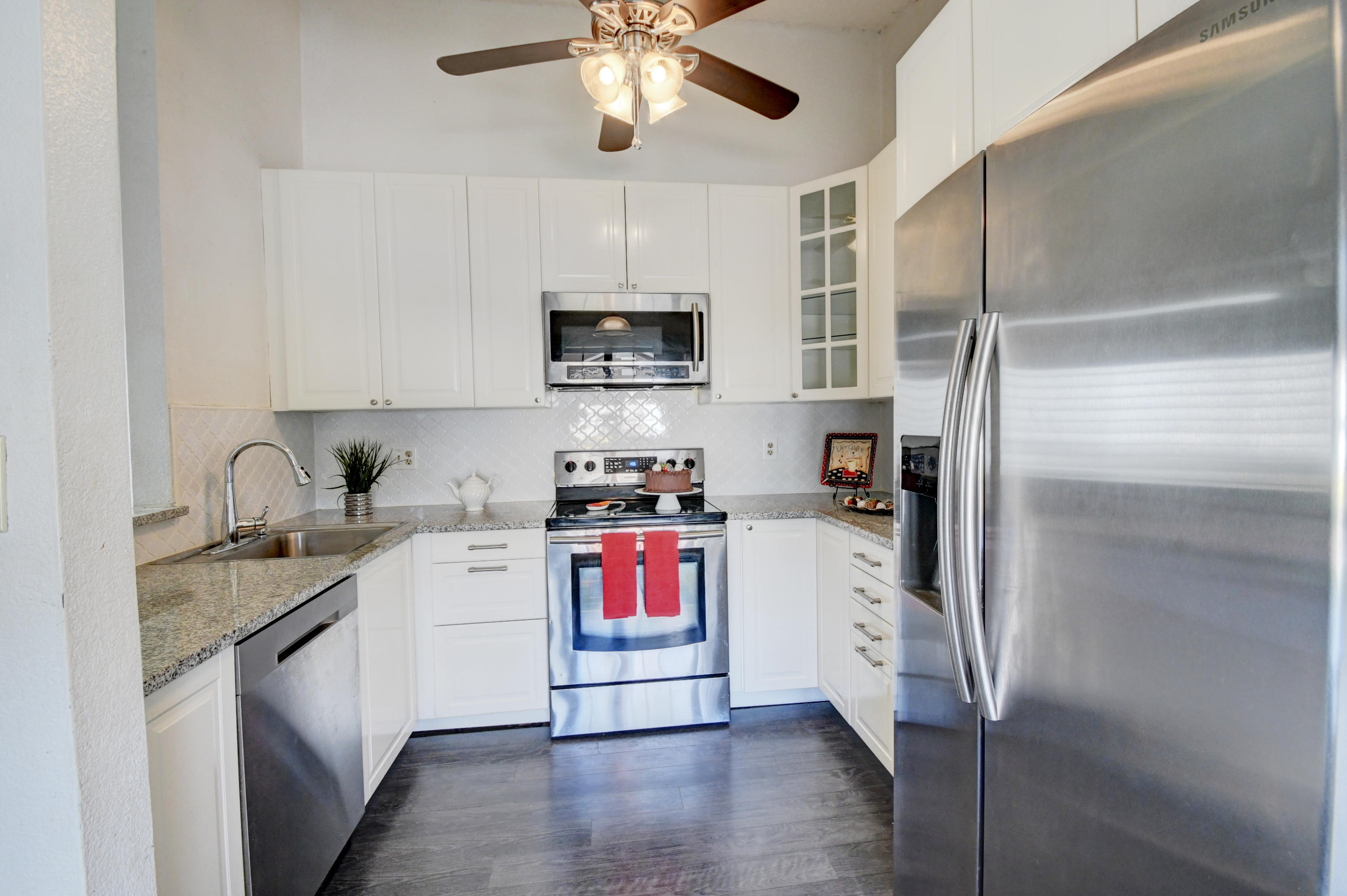 11134 Goss Lane Boca Raton, FL 33428 - Photo 8 of 32 Stainless Steel Appliances