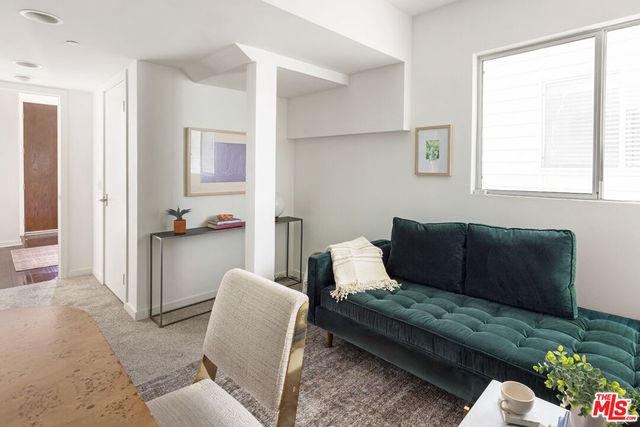 $1,250,000 | 2526 North Via Artis Avenue, Los Angeles, CA 90039