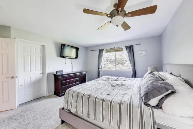 $375,000 | 34113 North Primrose Court, Round Lake, IL 60073