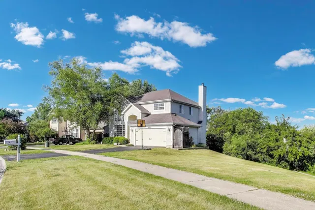 $375,000 | 34113 North Primrose Court, Round Lake, IL 60073