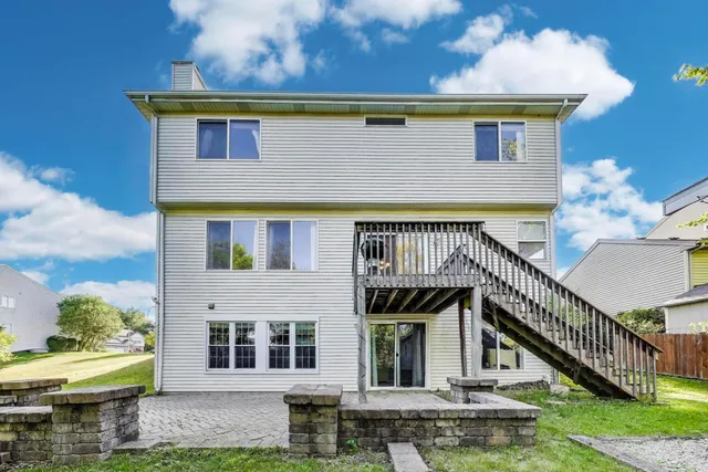 $375,000 | 34113 North Primrose Court, Round Lake, IL 60073