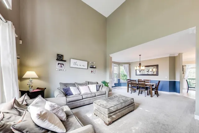 $375,000 | 34113 North Primrose Court, Round Lake, IL 60073