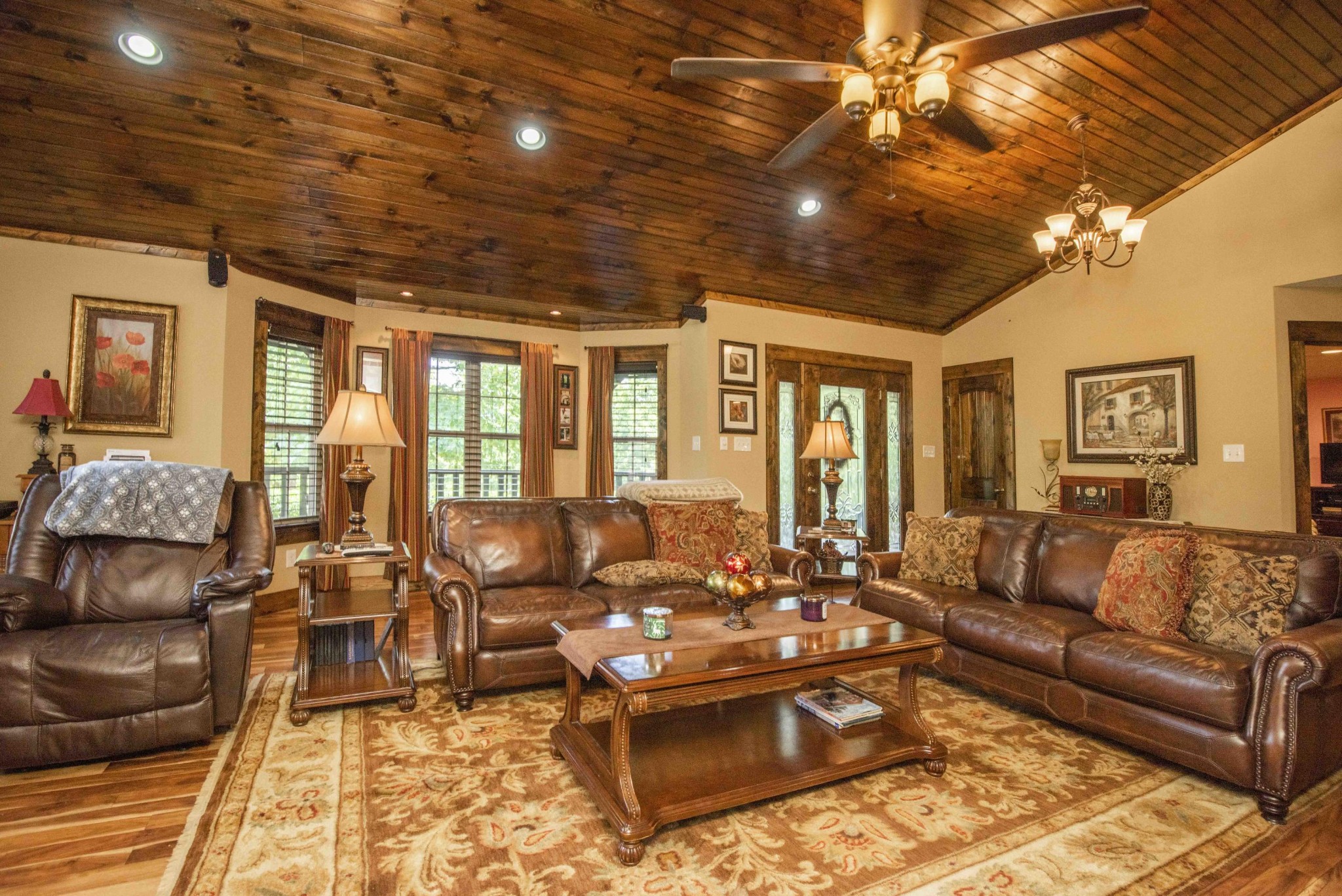 4520 Hall Road Loudon, TN 37774 - Photo 4 of 38 Gallery Image 4