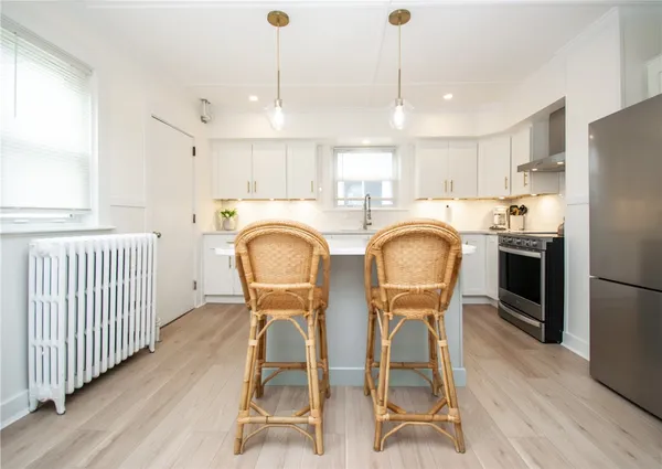 $3,300 | 33 Slocum Street, Newport, RI 02840