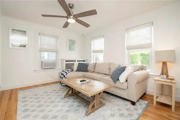 $3,300 | 33 Slocum Street, Newport, RI 02840