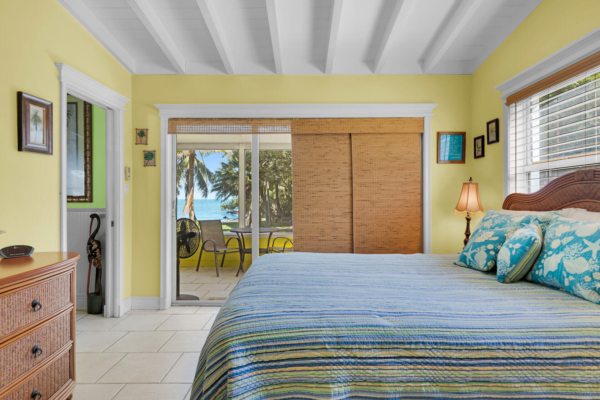 901 43rd Street Marathon, FL 33050 - Photo 19 of 33 Primary EnSuite