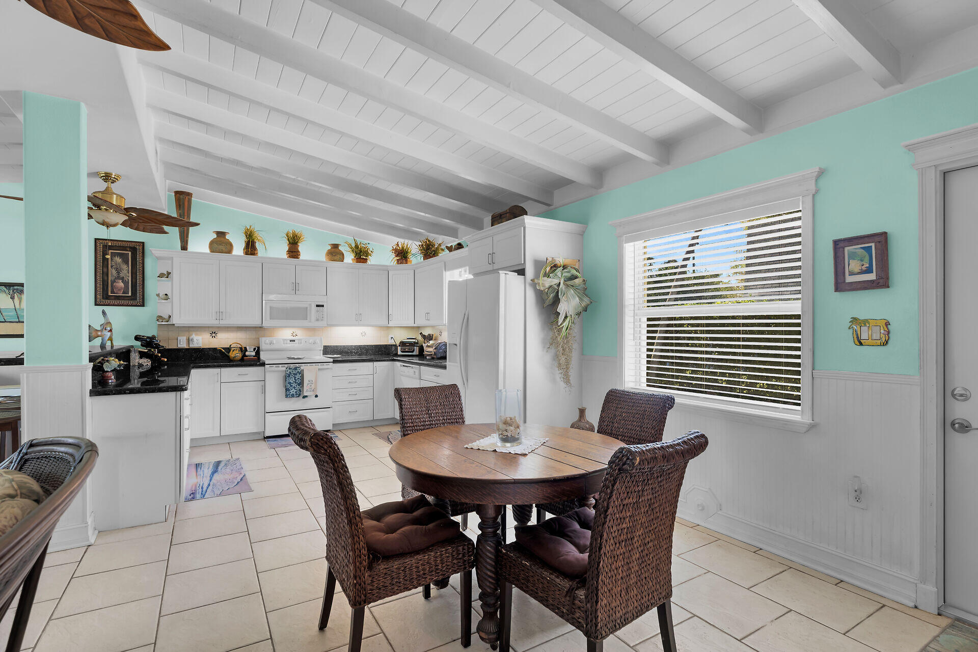 901 43rd Street Marathon, FL 33050 - Photo 10 of 33 Breakfast Nook