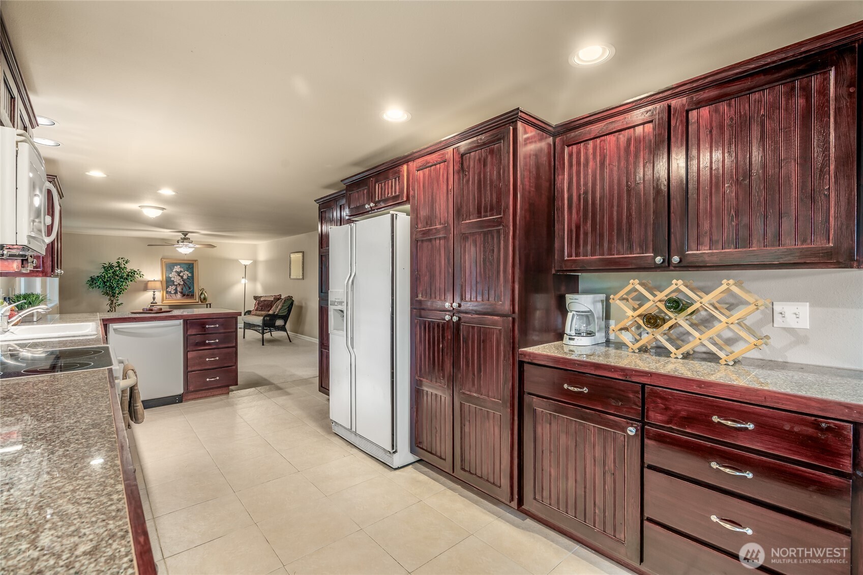 7505 212th Street Southwest, Unit C301 Edmonds, WA 98026 - Photo 11 of 40