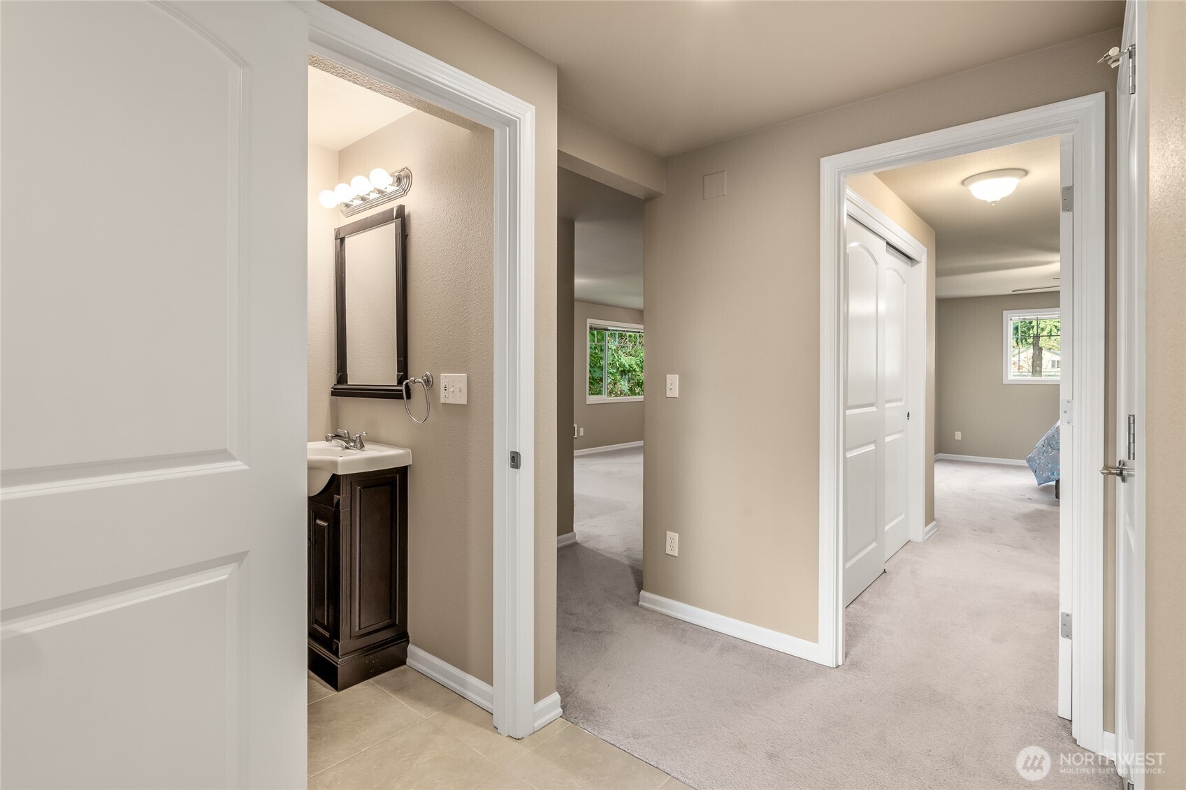 7505 212th Street Southwest, Unit C301 Edmonds, WA 98026 - Photo 27 of 40