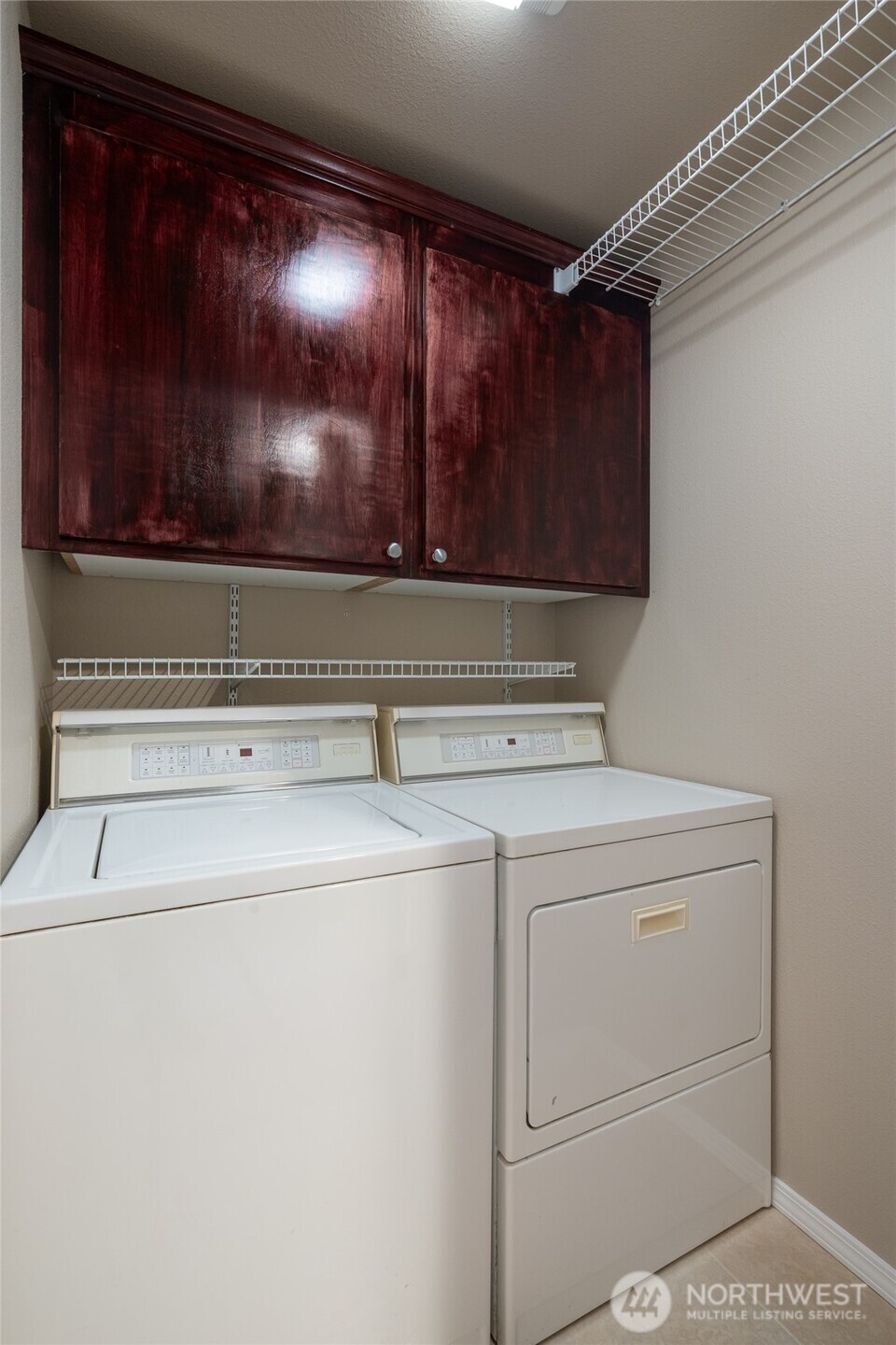 7505 212th Street Southwest, Unit C301 Edmonds, WA 98026 - Photo 28 of 40