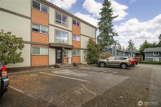 $474,000 | 7505 212th Street Southwest, Unit C301, Edmonds, WA 98026