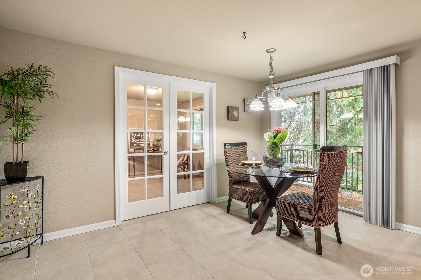 7505 212th Street Southwest, Unit C301 Edmonds, WA 98026 - Photo 7 of 40