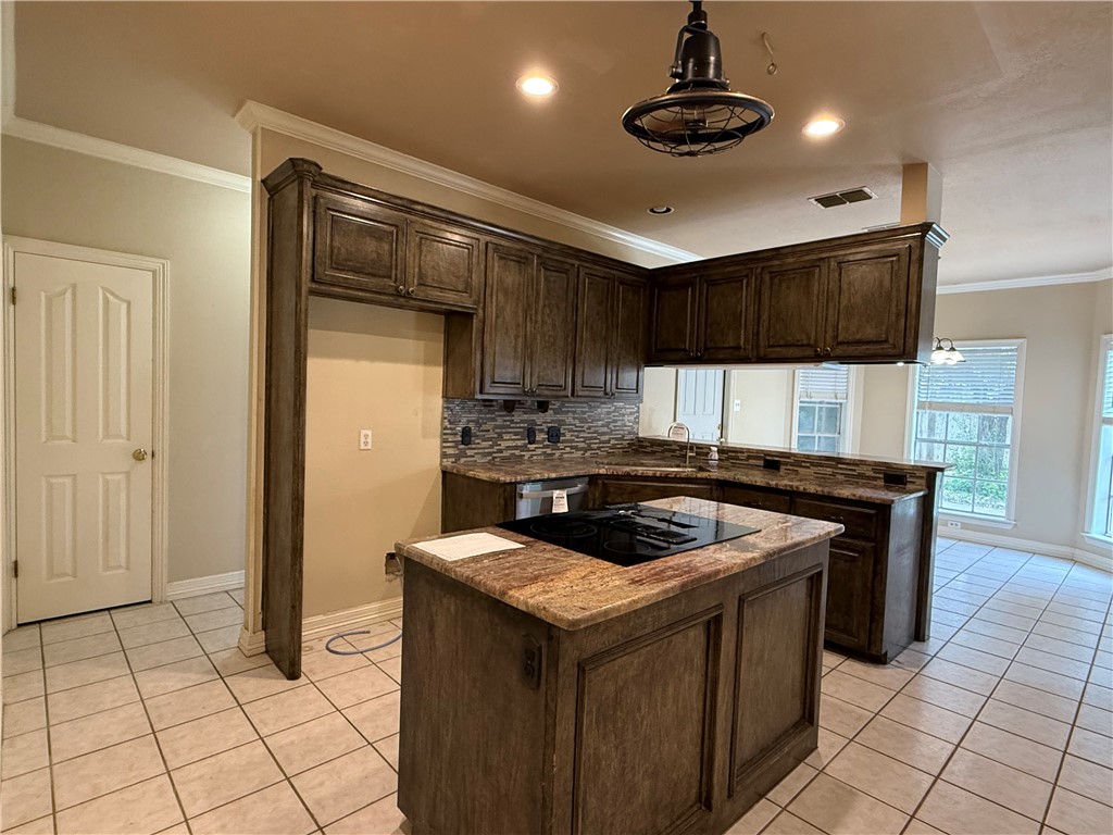 7810 Damsel Street Corpus Christi, TX 78413 - Photo 9 of 34