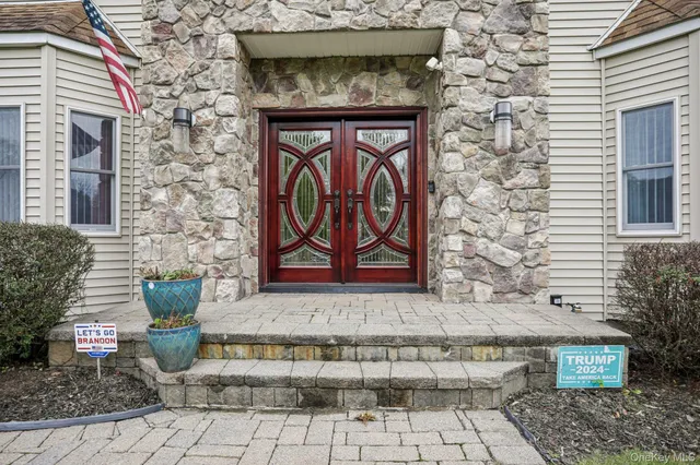 $1,399,000 | 4 Isaac Drive, Pomona, NY 10970