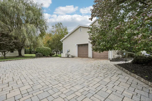 $1,399,000 | 4 Isaac Drive, Pomona, NY 10970